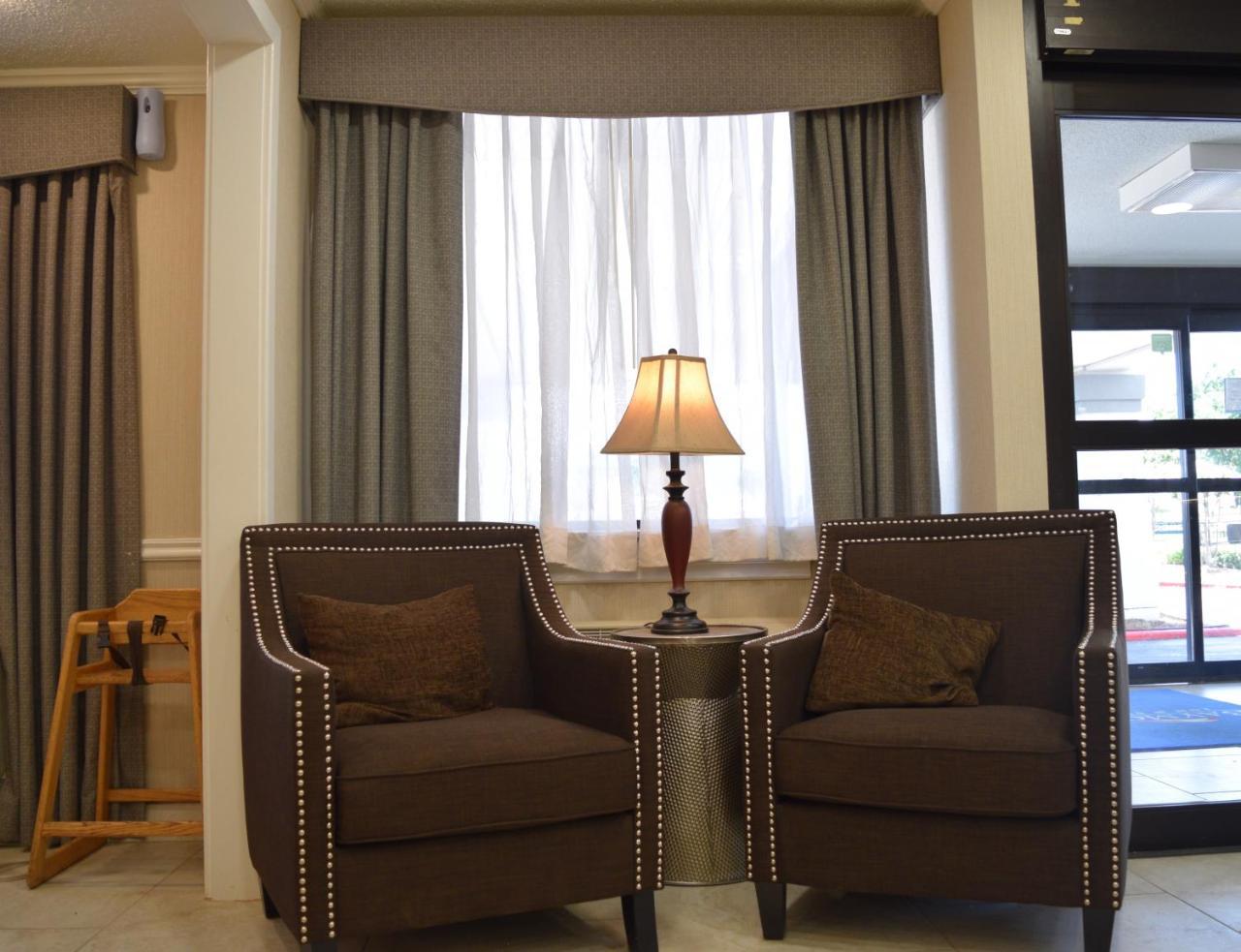 Baymont By Wyndham טקסרקנה מראה חיצוני תמונה